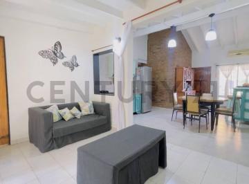 Casa · 86m² · 3 Ambientes · 1 Cochera · Casa de 3 Ambientes en Venta en Altos de Pacheco con Jardín y Garage
