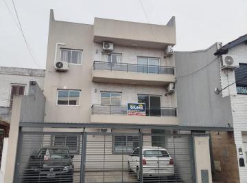 Departamento · 65m² · 3 Ambientes · Departamento 3 Amb Al Fte con Balcon Ramos Mejia