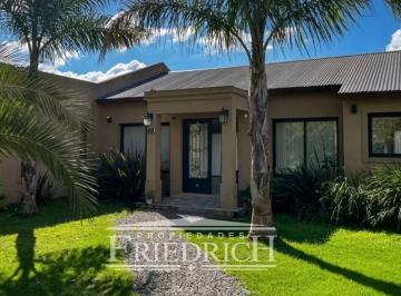 Casa · 160m² · 4 Ambientes · 4 Cocheras · Casa en Venta Haras San Pablo Gral Rodriguez