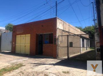 Casa · 80m² · 5 Ambientes · 1 Cochera · Casa en Venta - 1 Dormitorio 2 Baños - Local - 415 m² - Rosario