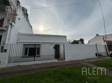 Casa · 100m² · 3 Ambientes · Casa en Venta en Lomas de Zamora