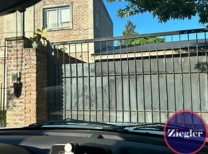 Casa · 46m² · 2 Ambientes · 1 Cochera