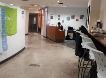 Oficina comercial · 450m² · 13 Ambientes · 1 Cochera · Piso de Oficinas de 455 m² Sobre Av de Mayo | Ideal Empresa, Call Center o Co - Working