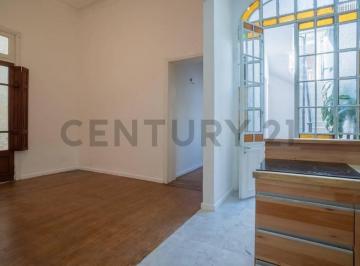 Casa · 108m² · 5 Ambientes · Venta Casa Interna de 2 Dorm. - Barrio Centro, Santa Fe