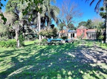 Casa · 200m² · 4 Ambientes · Venta Casa Quinta en El Pato