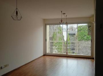 Departamento · 44m² · 2 Ambientes · 1 Cochera · Impecable Dos Ambientes con Cochera y Baulera