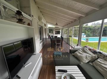 Casa · 170m² · 4 Ambientes · 4 Cocheras · Sgcasa Venta Apto Crédito Barrio La Candela