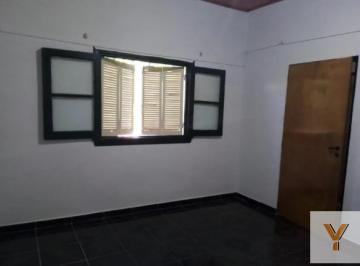 Casa · 80m² · 2 Ambientes · 1 Cochera · Casa en Venta - 1 Dormitorio 1 Baño - Almirante Brown