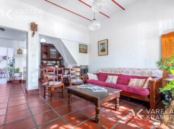Casa · 96m² · 4 Ambientes · Casa en Venta en Martínez