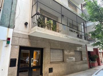 Departamento · 68m² · 3 Ambientes · Muy Lindo Departamento de 3 Ambientes con Patio Apto Credito en Venta en Recoleta, Capital Federal