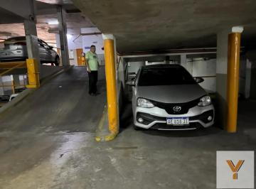 Garage · 14m² · Cochera en Venta - - 14 m - San Nicolás