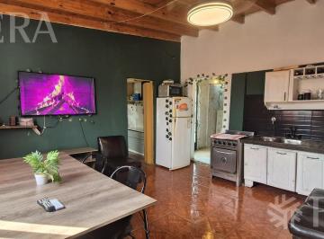 Casa · 79m² · 4 Ambientes · Venta Casa Para Dos Familias en Villa Dominico