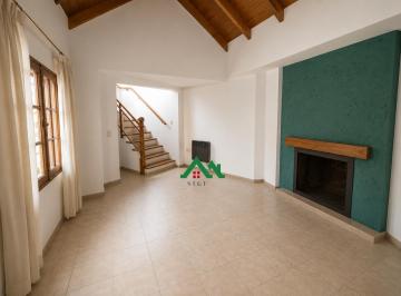 Casa · 129m² · 5 Ambientes · 2 Cocheras · Casa en Venta de 4 Dorm. en Marqués de Sobremonte