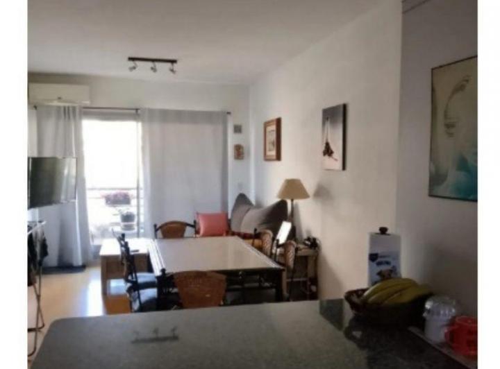 Venta 2 Ambientes con Cochera en Parque Chacabuco