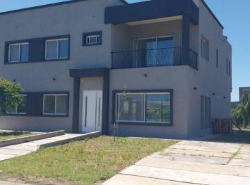 Casa de 7 ambientes, Presidente Perón · Venta Casa en Horizontes Al Sur 5 Dorm. Canning