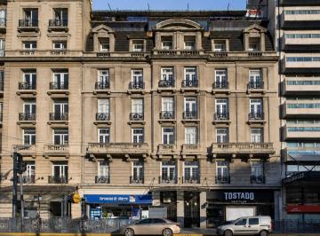 Local comercial · 161m² · 2 Ambientes · Alquiler Local en Microcentro