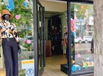 Local comercial · 130m² · Local en Alquiler en Flores, Capital Federal, Buenos Aires