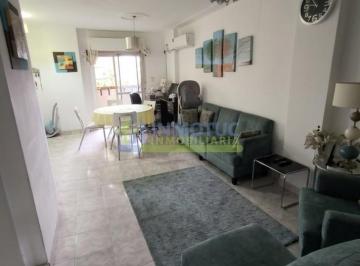 Departamento · 50m² · 6 Ambientes · Departamento de 1 Dormitorio Doble Balcon - Salta 400 - Apto Credito
