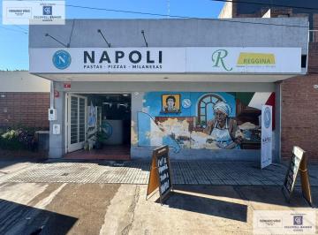 Casa · 217m² · 8 Ambientes · Fondo de Comercio y Una Casa de Gran Extensión