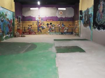 Depósito de 1 ambiente, Morón · Excelentes Locales, Venta en Bloque