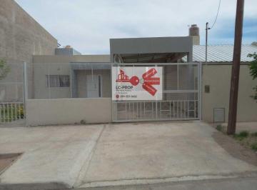 Casa de 6 ambientes, Cutral Có · Lc Prop Alquila - Casa 2 Habitaciones - Barrio Pueblo Nuevo