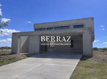 Casa · 282m² · 6 Ambientes · 2 Cocheras · Casa Venta 4 Dorm. Barrio Amarras Lote de 1026 m² Puertos de Lago