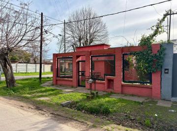Casa · 99m² · 4 Ambientes · 1 Cochera · Venta Casa 3 Dorm. con Parque La Plata