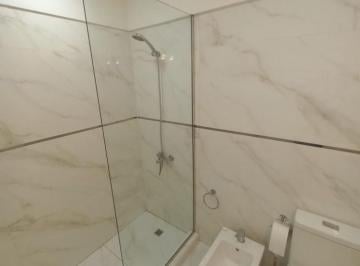 Departamento · 62m² · 3 Ambientes · Departamento 3amb a La Calle con Balcon Saliente