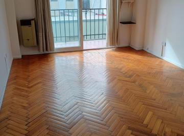 Departamento · 24m² · 1 Ambiente · Alquiler Departamento 1 Ambiente Al Frente con Balcón en Recoleta