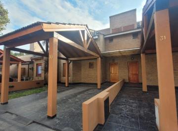 Casa de 6 ambientes, Córdoba · Alquiler Duplex 3 Dorm. en Housing Portales del Sur