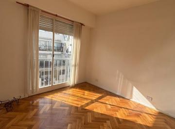 Departamento · 55m² · 3 Ambientes · Alquiler Departamento 3 Ambientes Al Frente en Recoleta