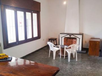 PH · 84m² · 4 Ambientes · PH en Alquiler Remedios de Escalada