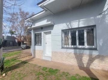 PH · 60m² · 2 Ambientes · 1 Cochera · Alquiler Casa PH 2 Amb, Bella Vista
