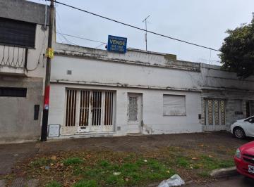 Casa · 87m² · 3 Ambientes · 1 Cochera · Casa Dos Dorm. y Garage en Barrio Parque