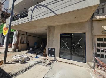 Local comercial · 38m² · 1 Ambiente · Local Sobre 24 de Septiembre. B° General Paz. 30 m².