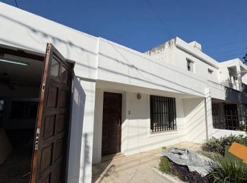 PH de 5 ambientes, Córdoba · Alquiler Brown 1891 Esq Ruta 20 Casa 3 Dorm. Cochera X 2 Patio Amplio