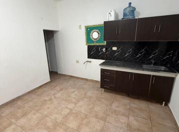 Departamento de 2 ambientes, Lomas de Zamora · Departamento 2 Ambientes Muy Cerca de Las Lomitas