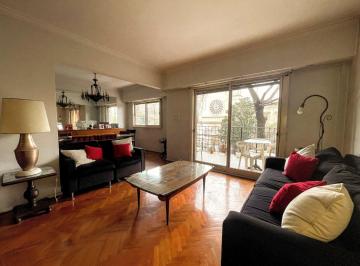 Departamento · 176m² · 4 Ambientes · 1 Cochera · Venta Piso 4 Amb Balcon Cochera Flores