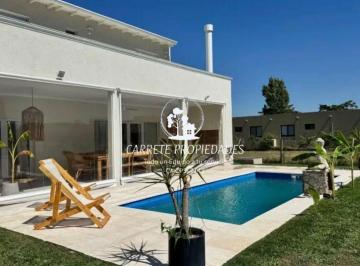 Casa de 4 ambientes, Pilar · Casa en Venta de 4 Amb. Sector de Escritorio y Pileta. Barrio San Ramón. Pilar