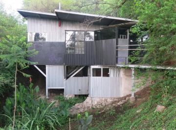 Casa · 110m² · 3 Ambientes · 5 Cocheras · Casa en Vaqueros con Vista a Los Cerros
