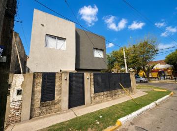 Casa · 142m² · 4 Ambientes · 4 Cocheras · Casa en San Antonio de Padua