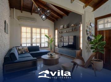 VLA-VLA-2339_2 · Venta Casa 5 Ambientes Barrio Puertas del Sol Ciudad Evita Piscina Quincho