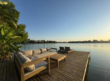 Casa · 450m² · 4 Ambientes · 1 Cochera · Casa en Venta en Santa Barbara, Tigre, G. B. a. Zona Norte