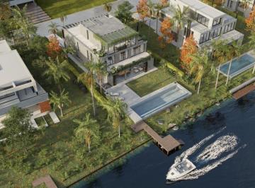 Casa · 600m² · 7 Ambientes · 1 Cochera · Casa en Venta en El Golf, Nordelta, Tigre