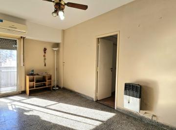 Departamento · 50m² · 3 Ambientes · Av Juan B. Alberdi Al 4800 - Mataderos - Departamento de 3 Ambientes con Balcon Al Frente - Venta