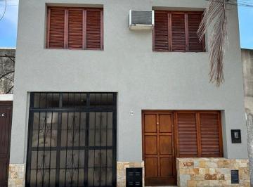 Casa · 120m² · 5 Ambientes · 1 Cochera · Venta Duplex B. Candioti Norte