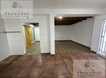 PH · 70m² · 2 Ambientes · 3 Cocheras · PH Dos Ambientes con Parque, Parrilla y Cochera en Alquiler en Moreno