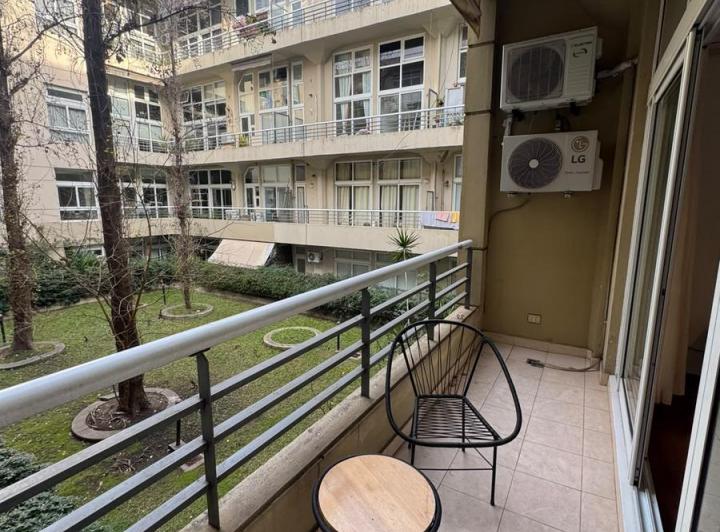 Departamento de 2 Ambientes Equipado y Amoblado en Colegiales