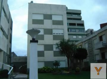 Casa · 60m² · 3 Ambientes · 1 Cochera · Departamento en Venta - 2 Dorm. 2 Baños - 60 m² - San Bernardo del Tuyú