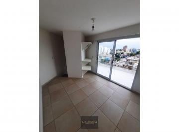 Departamento · 80m² · 3 Ambientes · Semi Piso 2 Dorm y 2 Baños con Balcon en Alquiler - Alto Alberdi